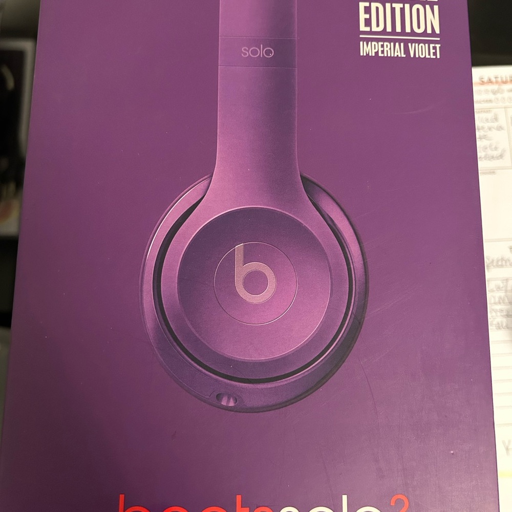 Beats Solo2 Wireless Headphones - Royal Edition Imperial Violet